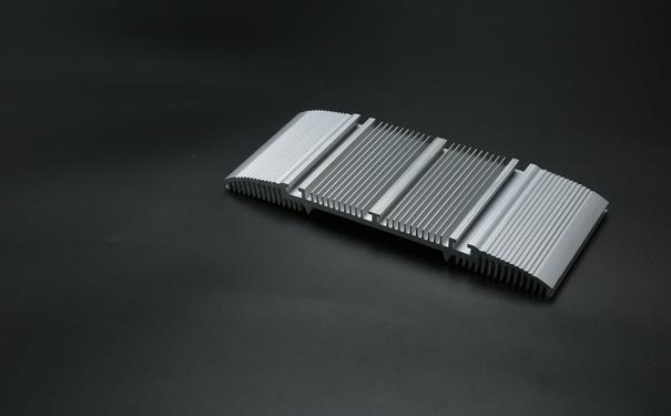 草莓影院在线观看电子散热器